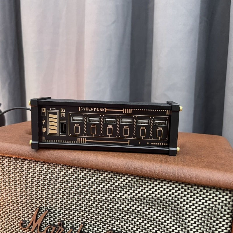 Retro Cyberpunk USB Power Hub – 8-Port 35W Desktop Power Supply for Gaming & LED Accessories
